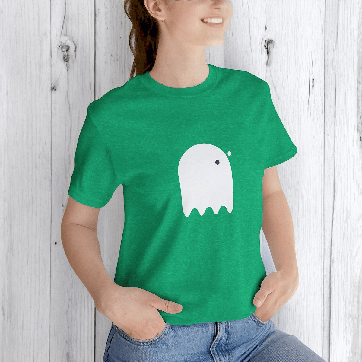 Heather Kelly short-sleeve cotton t-shirt featuring a white button-eyed ghost graphic centered on the front in a casual fit